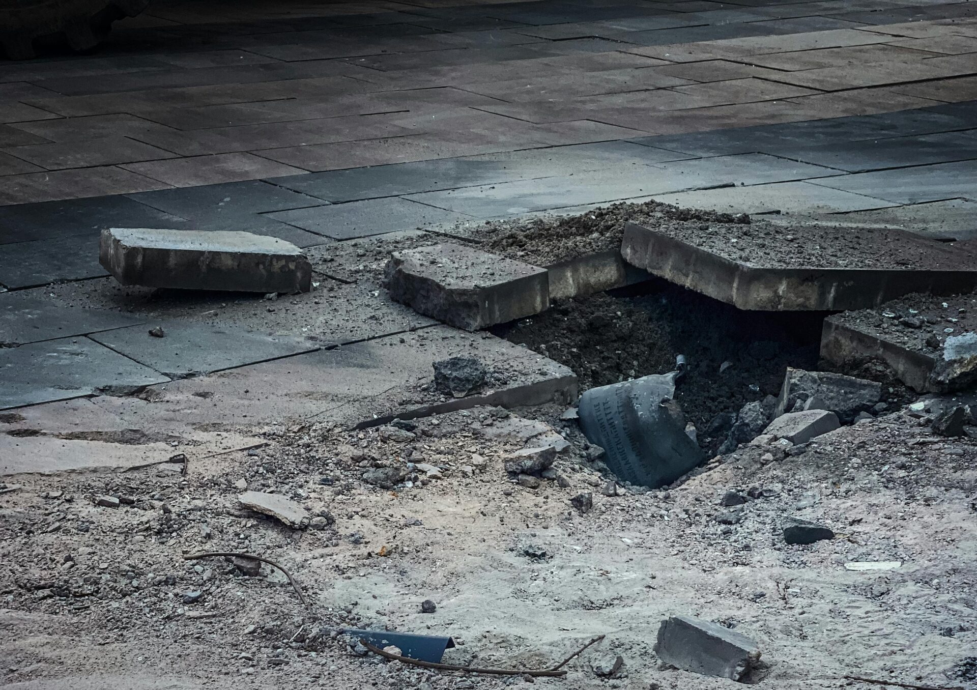 How do you fix a hole in pavement?